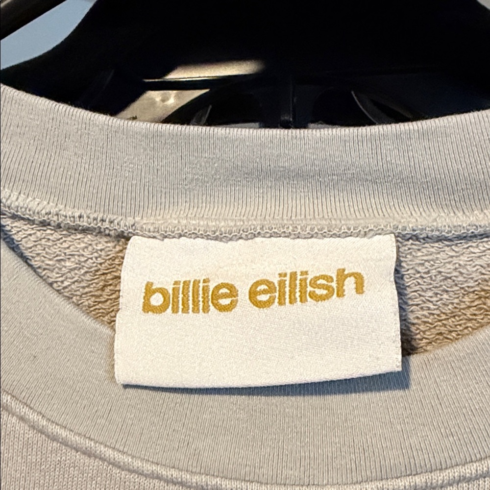 billie eilish - Beige Graphic Sweatshirt AM I ACTING MY AGE NOW? - Picture 2 of 5